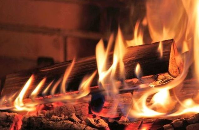 Brennholz ofenfertig gespalten